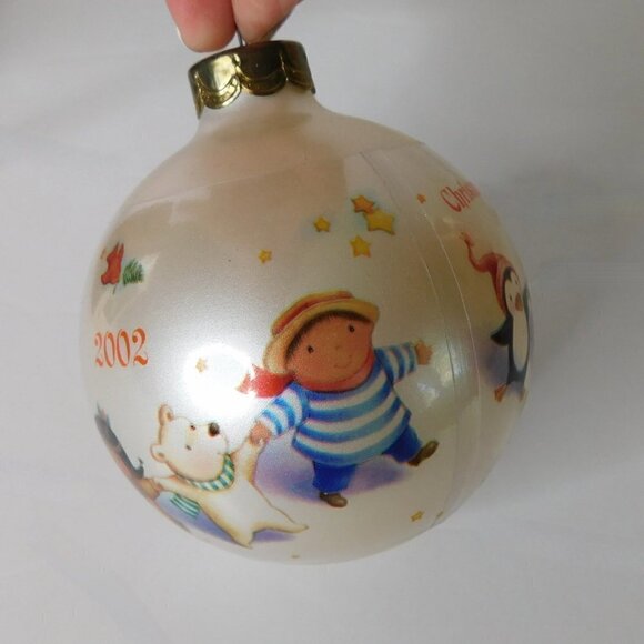 Vintage HALLMARK Keepsake Ornament Christmas Around the World 2002 Ball - Picture 7 of 16